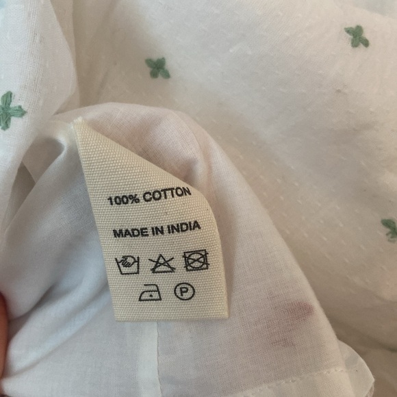 NWT Le Lapin Green Embroidered 100% cotton Top - Picture 5 of 7